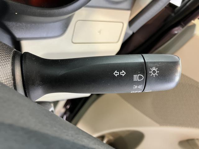 ムーヴＬ　ＳＡ２ＷＤ　ＣＶＴ車　社外ナビ　フルセグＴＶ　ＣＤ　ＤＶＤ　ＵＳＢ　ＥＴＣ　キーレスエントリー　電動格納ドアミラー　ベンチシート　アイドリングストップ　衝突被害軽減システム（愛媛県）の中古車