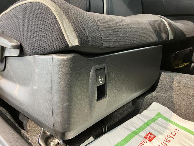 ムーヴコンテカスタム　ＲＳ純正ナビ　ＣＤ　ＤＶＤ　ＵＳＢ　Ｂｌｕｅｔｏｏｔｈ　ベンチシート　ディスチャージヘッドライト　キーフリーシステム　電動格納ドアミラー　オートエアコン　パワステ　パワーウインドウ（愛媛県）の中古車