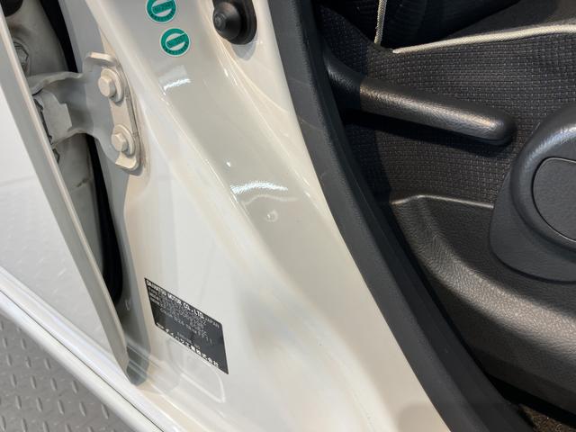 ムーヴコンテカスタム　ＲＳ純正ナビ　ＣＤ　ＤＶＤ　ＵＳＢ　Ｂｌｕｅｔｏｏｔｈ　ベンチシート　ディスチャージヘッドライト　キーフリーシステム　電動格納ドアミラー　オートエアコン　パワステ　パワーウインドウ（愛媛県）の中古車
