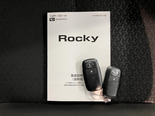 ロッキーＧディスプレイオーディオ　パノラマモニター　Ｂｌｕｅｔｏｏｔｈ　ＵＳＢ　ドライブレコーダー　ＥＴＣ　クルーズコントロール　オートライト　ＬＥＤヘッドライト　前席シートヒーター　障害物センサー（愛媛県）の中古車