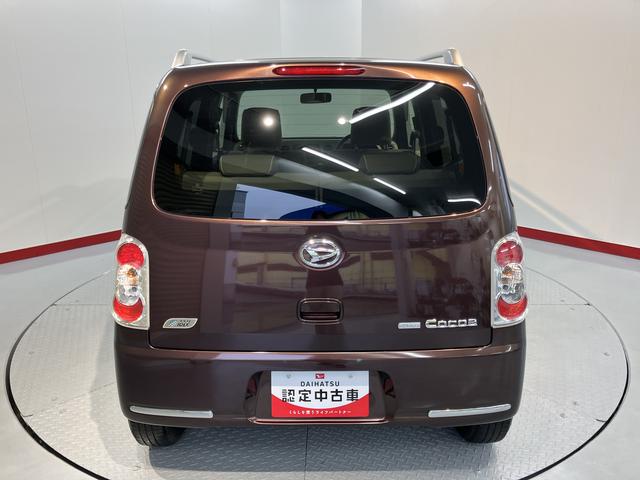 ミラココアココアプラスＸ２ＷＤ　ＣＶＴ車　ＣＤ　ＭＤ　ラジオ　ベンチシート　アイドリングストップ　キーフリーシステム　電動格納ドアミラー　オートエアコン　パワステ　パワーウインドウ（愛媛県）の中古車