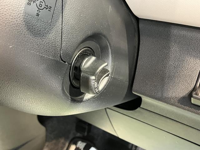 ミラココアココアプラスＸ２ＷＤ　ＣＶＴ車　ＣＤ　ＭＤ　ラジオ　ベンチシート　アイドリングストップ　キーフリーシステム　電動格納ドアミラー　オートエアコン　パワステ　パワーウインドウ（愛媛県）の中古車