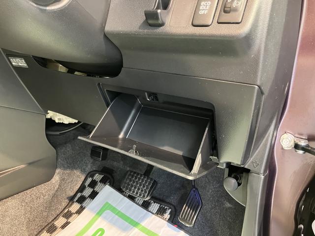 ミラココアココアプラスＸ２ＷＤ　ＣＶＴ車　ＣＤ　ＭＤ　ラジオ　ベンチシート　アイドリングストップ　キーフリーシステム　電動格納ドアミラー　オートエアコン　パワステ　パワーウインドウ（愛媛県）の中古車