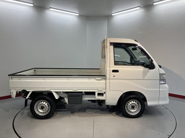ハイゼットトラックエアコン・パワステ　スペシャル４ＷＤ　ミッション車　マニュアルエアコン　パワステ　ラジオ（愛媛県）の中古車
