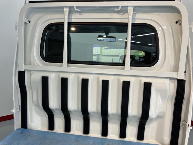 ハイゼットトラックスタンダードエアコン　パワステ　運転席エアバック　ＡＢＳ　４ＷＤ　４速オートマチック（愛媛県）の中古車