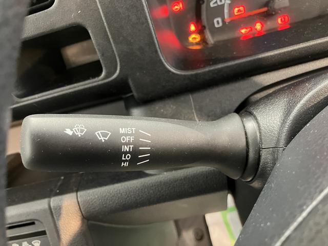 ハイゼットトラックスタンダードエアコン　パワステ　運転席エアバック　ＡＢＳ　４ＷＤ　４速オートマチック（愛媛県）の中古車