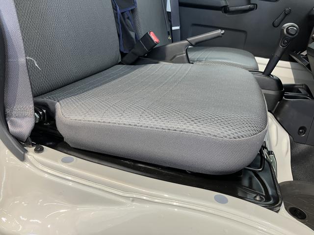 ハイゼットトラックスタンダードエアコン　パワステ　運転席エアバック　ＡＢＳ　４ＷＤ　４速オートマチック（愛媛県）の中古車