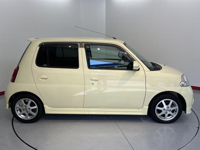 エッセカスタム２ＷＤ　ＭＴ車　ハロゲンヘッドライト　フロントフォグランプ　盗難防止装置　純正アルミホイール　ＣＤ　ＡＭ　ＦＭ（愛媛県）の中古車