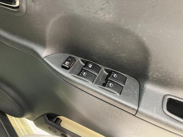 エッセカスタム２ＷＤ　ＭＴ車　ハロゲンヘッドライト　フロントフォグランプ　盗難防止装置　純正アルミホイール　ＣＤ　ＡＭ　ＦＭ（愛媛県）の中古車