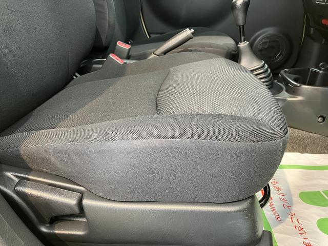 エッセカスタム２ＷＤ　ＭＴ車　ハロゲンヘッドライト　フロントフォグランプ　盗難防止装置　純正アルミホイール　ＣＤ　ＡＭ　ＦＭ（愛媛県）の中古車