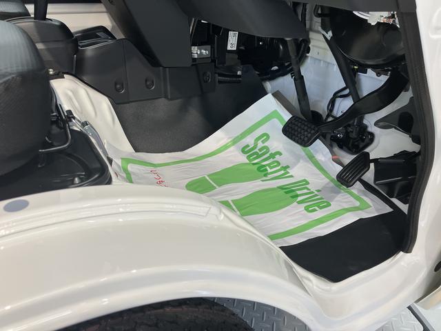 ハイゼットトラックスタンダード２ＷＤ　オートライト　オートマチックハイビーム　アイドリングストップ車　コーナーセンサー　　ハロゲンヘッドライト　ＡＭ　ＦＭ（愛媛県）の中古車