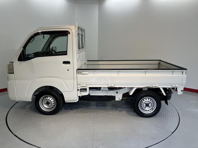 ハイゼットトラックスタンダード４ＷＤ　ＭＴ車　マニュアルエアコン　パワステ　ＡＢＳ　運転席エアバッグ　ラジオ（愛媛県）の中古車