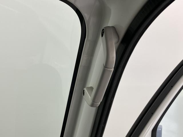 ハイゼットトラックスタンダード４ＷＤ　ＭＴ車　マニュアルエアコン　パワステ　ＡＢＳ　運転席エアバッグ　ラジオ（愛媛県）の中古車