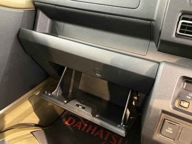 ハイゼットトラックジャンボエクストラスマートアシストＩＩＩｔ　プッシュスタート　エアコン　パワステ　パワーウインドウ　左右エアバック　ＡＢＳ　ＬＥＤヘッドライト　オートライト　オートハイビーム　フォグランプ　電動格納ドアミラー（愛媛県）の中古車