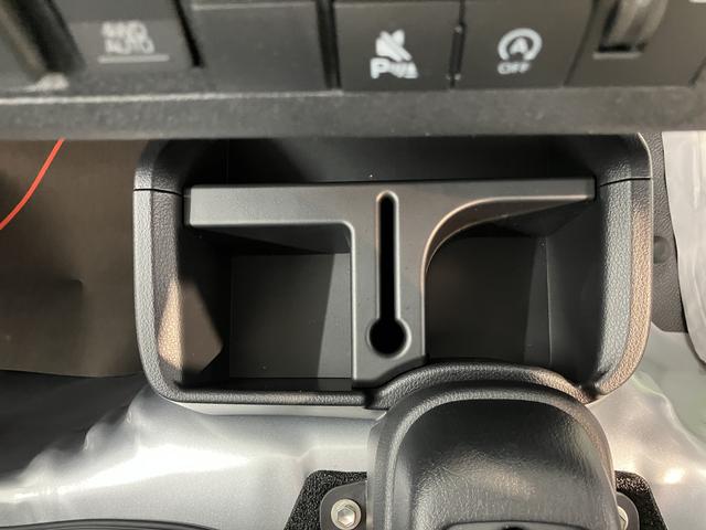 ハイゼットトラックスタンダードスマートアシストＩＩＩｔ　エアコン　パワステ　オートライト　オートハイビーム　左右エアバック　ＡＢＳ　ＡＭ・ＦＭラジオ　４ＷＤ　ＣＶＴ車（愛媛県）の中古車