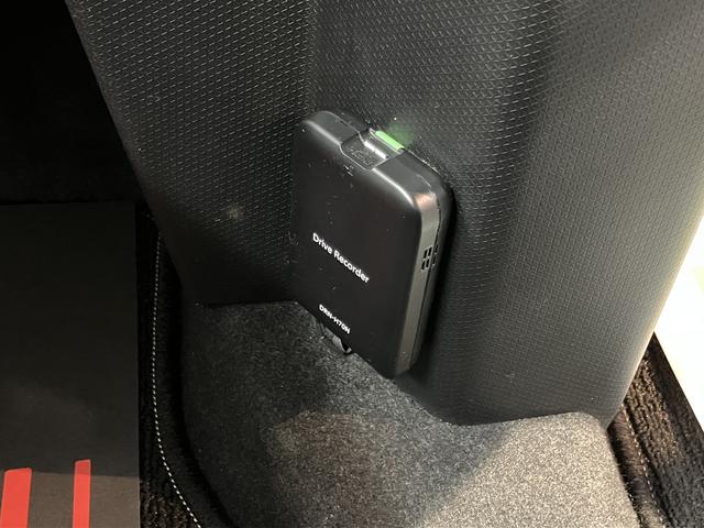 タントカスタムＲＳセレクション純正ナビ　バックカメラ　フルセグＴＶ　ＣＤ　ＤＶＤ　ＵＳＢ　Ｂｌｕｅｔｏｏｔｈ　ドラレコ　ＥＴＣ　両側電動スライドドア　クルーズコントロール　オートライト　ＬＥＤヘッドライト　前席シートヒーター（愛媛県）の中古車