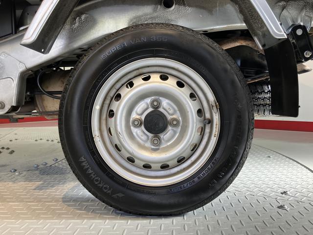 ハイゼットトラックスタンダード２ＷＤ　ＭＴ車　ラジオ　ＥＴＣ　マニュアルエアコン　パワステ　ＡＢＳ　運転席エアバッグ（愛媛県）の中古車