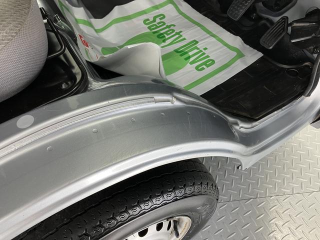ハイゼットトラックスタンダード２ＷＤ　ＭＴ車　ラジオ　ＥＴＣ　マニュアルエアコン　パワステ　ＡＢＳ　運転席エアバッグ（愛媛県）の中古車