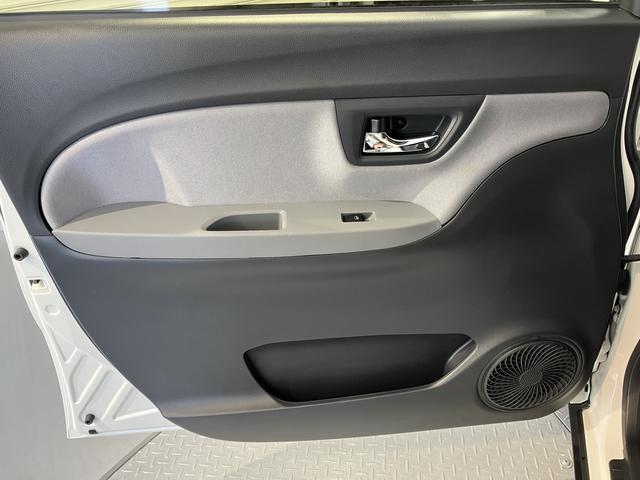キャストアクティバＸ　ＳＡII純正ナビ　バックカメラ　フルセグＴＶ　ＣＤ　ＤＶＤ　ＵＳＢ　Ｂｌｕｅｔｏｏｔｈ　ＥＴＣ　オートライト　ベンチシート　プッシュスタート　アイドリングストップ　電動格納ドアミラー　キーフリーシステム（愛媛県）の中古車