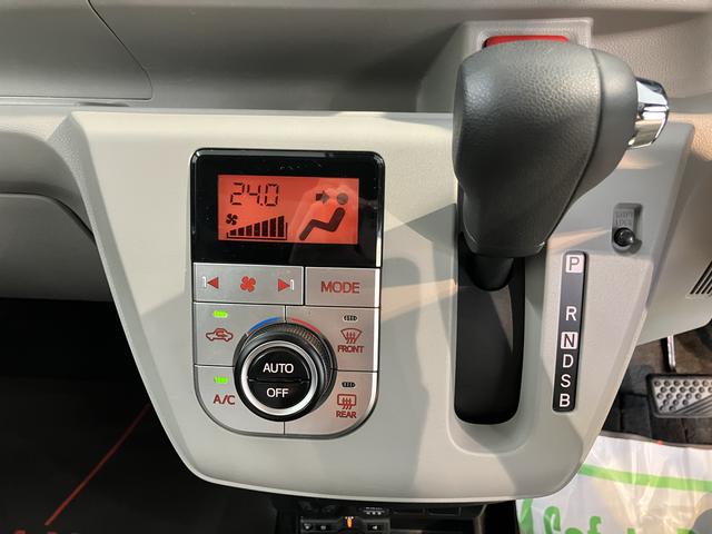 ミライースＧ　リミテッドＳＡIII２ＷＤ　プッシュスタート　コーナーセンサー　オートライト　オートマチックハイビーム　アイドリングストップ車　運転席・助手席シートヒーター　盗難防止装置　ＬＥＤヘッドライト　純正ナビ　純正ＥＴＣ車載器（愛媛県）の中古車