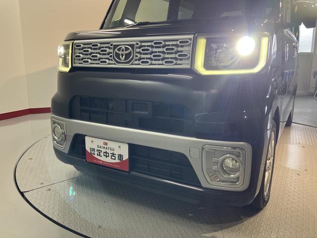 ピクシスメガＸ　ＳＡ２ＷＤ　プッシュスタート　両側電動スライドドア　アイドリングストップ車　オートライト　ＨＩＤヘッドライト　フロントフォグランプ　盗難防止装置　純正ナビ　ＣＤ　ＤＶＤ　フルセグＴＶ　ＳＤ　ＵＳＢ（愛媛県）の中古車