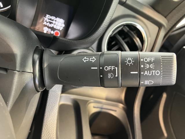 N−ONEプレミアム2WD プッシュスタート コーナーセンサー オートライト ヘッドライト 純正ナビ 純正ETC車載器 フルセグTV Bluetooth USB ドライブレコーダー 純正アルミホイール(愛媛県)の中古車