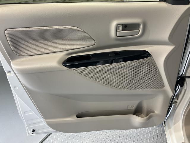 デイズルークスX純正ナビ パノラマモニター フルセグTV CD DVD USB Bluetooth ドラレコ ETC 片側電動スライドドア プッシュスタート 電動格納ドアミラー キーフリーシステム(愛媛県)の中古車