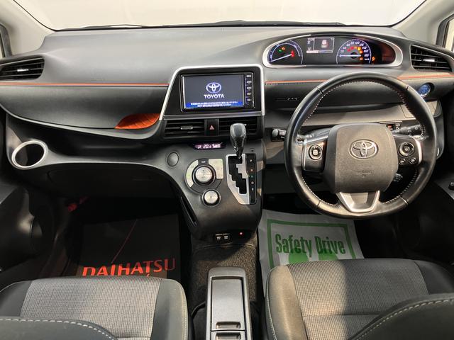 シエンタハイブリッド　ファンベースＧ純正ナビ　パノラマモニター　ワンセグＴＶ　ＣＤ　Ｂｌｕｅｔｏｏｔｈ　ドラレコ　ＥＴＣ　両側電動スライドドア　オートライト　ＬＥＤヘッドライト　クルーズコントロール　電動格納ドアミラー　キーフリー（愛媛県）の中古車