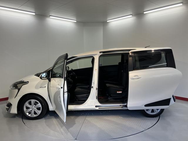 シエンタハイブリッド　ファンベースＧ純正ナビ　パノラマモニター　ワンセグＴＶ　ＣＤ　Ｂｌｕｅｔｏｏｔｈ　ドラレコ　ＥＴＣ　両側電動スライドドア　オートライト　ＬＥＤヘッドライト　クルーズコントロール　電動格納ドアミラー　キーフリー（愛媛県）の中古車