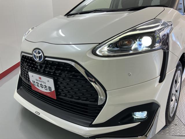 シエンタハイブリッド　ファンベースＧ純正ナビ　パノラマモニター　ワンセグＴＶ　ＣＤ　Ｂｌｕｅｔｏｏｔｈ　ドラレコ　ＥＴＣ　両側電動スライドドア　オートライト　ＬＥＤヘッドライト　クルーズコントロール　電動格納ドアミラー　キーフリー（愛媛県）の中古車