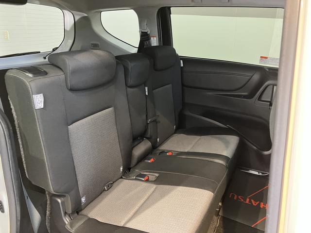 シエンタハイブリッド　ファンベースＧ純正ナビ　パノラマモニター　ワンセグＴＶ　ＣＤ　Ｂｌｕｅｔｏｏｔｈ　ドラレコ　ＥＴＣ　両側電動スライドドア　オートライト　ＬＥＤヘッドライト　クルーズコントロール　電動格納ドアミラー　キーフリー（愛媛県）の中古車