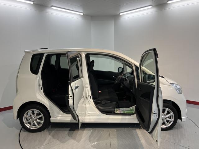 ムーヴカスタム Xリミテッド純正ナビ バックカメラ ワンセグTV CD プッシュスタート アイドリングストップ ディスチャージヘッドライト 電動格納ドアミラー キーフリーシステム 盗難防止システム(愛媛県)の中古車