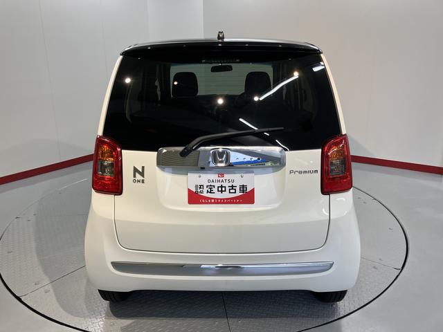 N−ONEプレミアム・Lパッケージ2WD CVT車 プッシュスタート アイドリングストップ オートライト ディスチャージヘッドライト ベンチシート 電動格納ドアミラー キーフリーシステム(愛媛県)の中古車