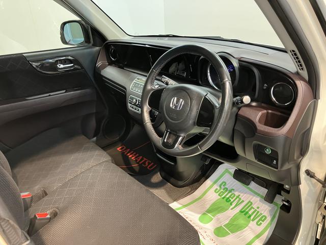 N−ONEプレミアム・Lパッケージ2WD CVT車 プッシュスタート アイドリングストップ オートライト ディスチャージヘッドライト ベンチシート 電動格納ドアミラー キーフリーシステム(愛媛県)の中古車