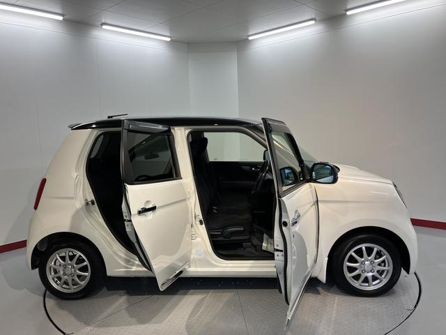 N−ONEプレミアム・Lパッケージ2WD CVT車 プッシュスタート アイドリングストップ オートライト ディスチャージヘッドライト ベンチシート 電動格納ドアミラー キーフリーシステム(愛媛県)の中古車