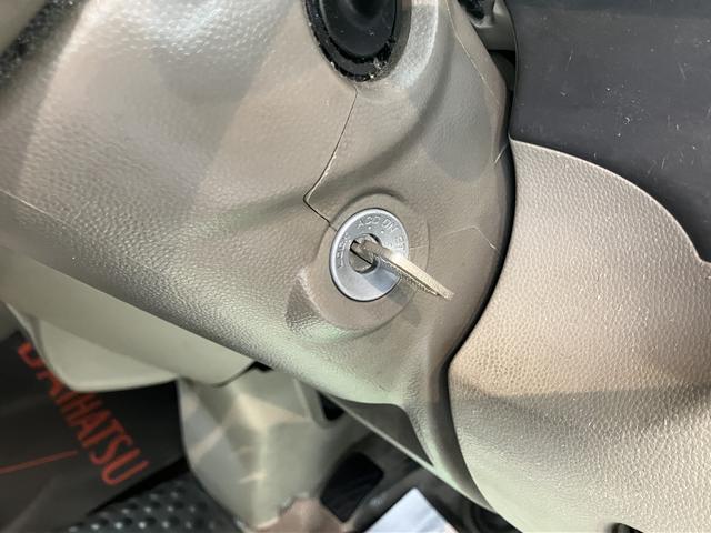 エブリイPA2WD 5速MT車 マニュアルエアコン パワステ 運転席エアバッグ 助手席エアバッグ ラジオ(愛媛県)の中古車