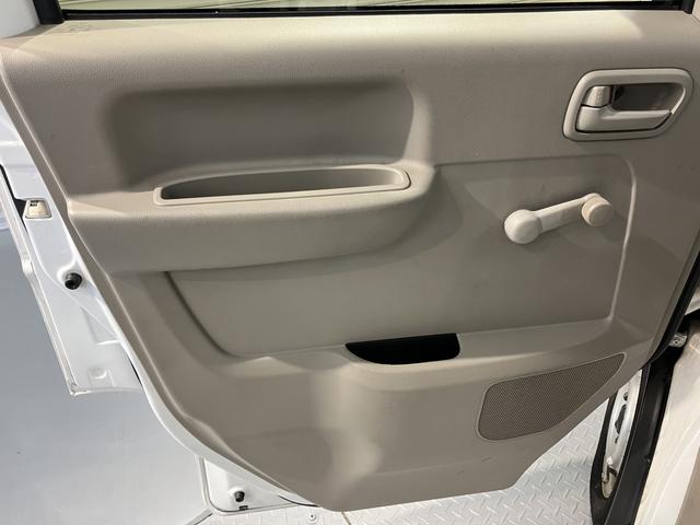 エブリイPA2WD 5速MT車 マニュアルエアコン パワステ 運転席エアバッグ 助手席エアバッグ ラジオ(愛媛県)の中古車