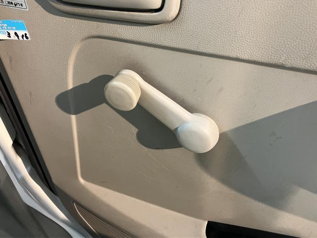 エブリイPA2WD 5速MT車 マニュアルエアコン パワステ 運転席エアバッグ 助手席エアバッグ ラジオ(愛媛県)の中古車