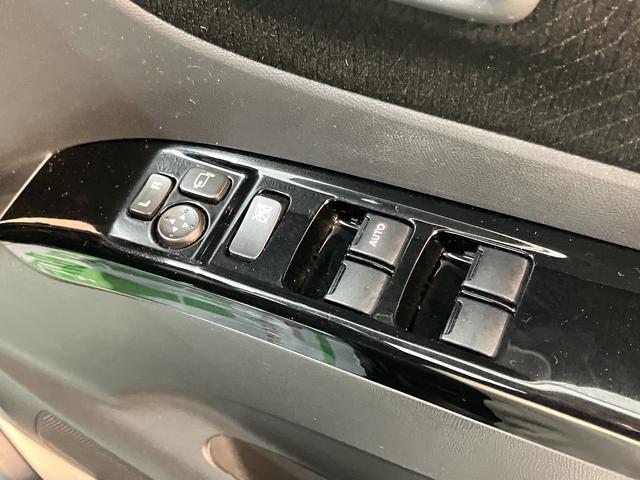 パレットＳＷＸＳ２ＷＤ　ＣＶＴ車　左側電動スライドドア　オートライト　ディスチャージヘッドライト　ベンチシート　電動格納ドアミラー　キーフリーシステム（愛媛県）の中古車