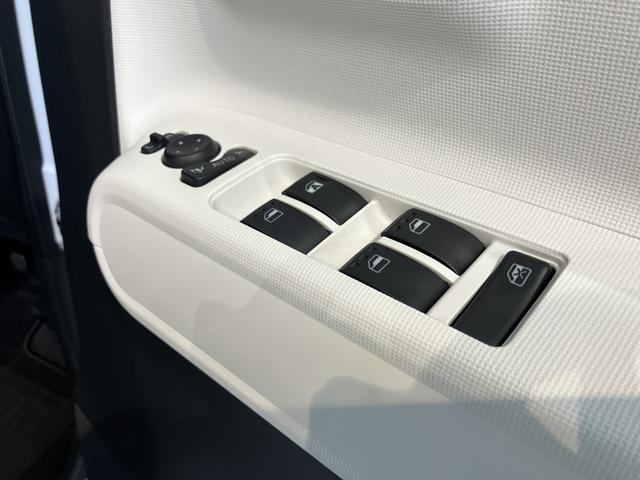 ムーヴキャンバスストライプスＧプッシュスタート　両側電動スライドドア　運転席助手席シートヒーター　ＬＥＤヘッドライト　オートライト　キーフリーシステム　電動パーキング　アイドリングストップ　オーディオレス（愛媛県）の中古車