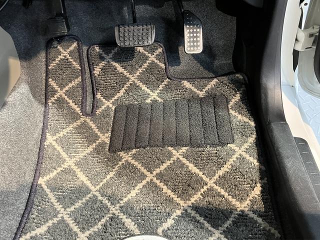 ミラＸスペシャル２ＷＤ　ＣＶＴ　純正ＣＤ　エアコン　パワステ　パワーウィンドウ　ＡＢＳ　エアバッグ　キーレスエントリー　ドライブレコーダー（愛媛県）の中古車