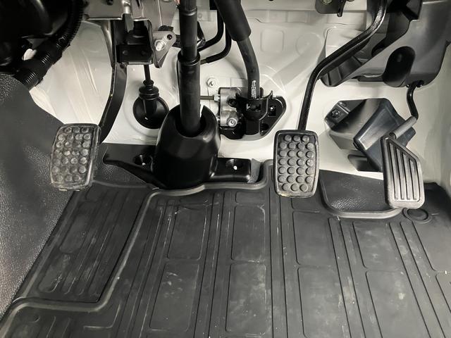 ハイゼットトラックスタンダードエアコン パワステ 左右エアバック ABS アイドリングストップ オートライト AM・FMラジオ リアコーナーセンサー(愛媛県)の中古車