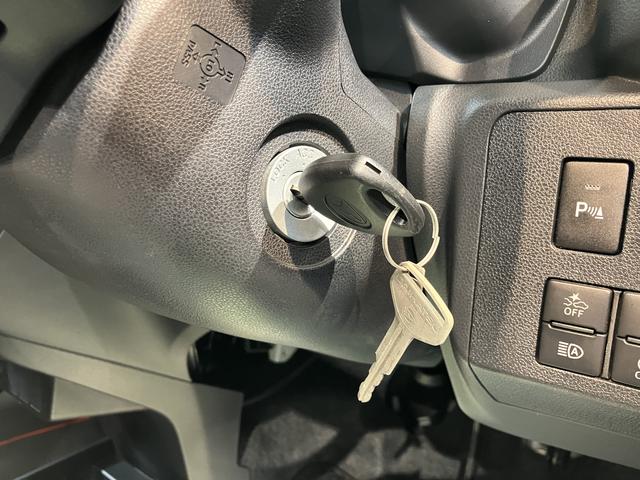 ミライースL SAIII2WD コーナーセンサー 盗難防止装置 オートマチックハイビーム アイドリングストップ車 ハロゲンヘッドライト 純正CDデッキ CD USB AUX AM FM(愛媛県)の中古車