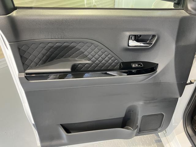 タントカスタムＲＳスタイルセレクション２ＷＤ　プッシュスタート　両側電動スライドドア　コーナーセンサー　アイドリングストップ車　オートライト　オートマチックハイビーム　ＬＥＤヘッドライト　フロントフォグランプ　ベンチシート　盗難防止装置（愛媛県）の中古車