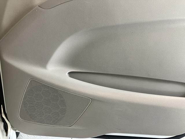 パレットＴ２ＷＤ　プッシュスタート　両側電動スライドドア　ＨＩＤヘッドライト　フロントフォグランプ　ベンチシート　盗難防止装置　社外ナビ　ＣＤ　ＤＶＤ　ＳＤ　ミュージックサーバー　ワンセグＴＶ（愛媛県）の中古車