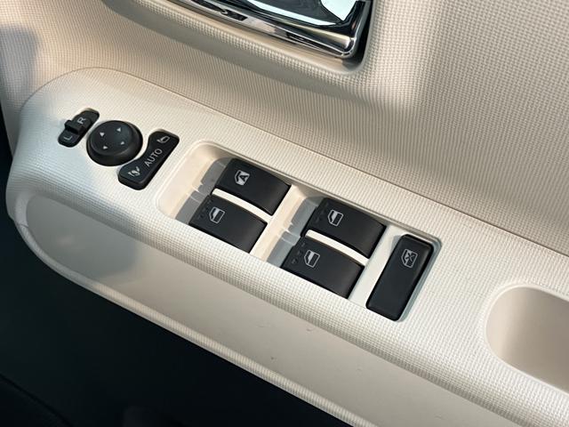 ムーヴキャンバスストライプスＧ社外ナビ　バックモニター　フルセグＴＶ　ＣＤ　ＤＶＤ　ＵＳＢ　Ｂｌｕｅｔｏｏｔｈ　両側電動スライドドア　前席シートヒーター　障害物センサー　プッシュスタート　アイドリングストップ　ＬＥＤヘッドライト（愛媛県）の中古車