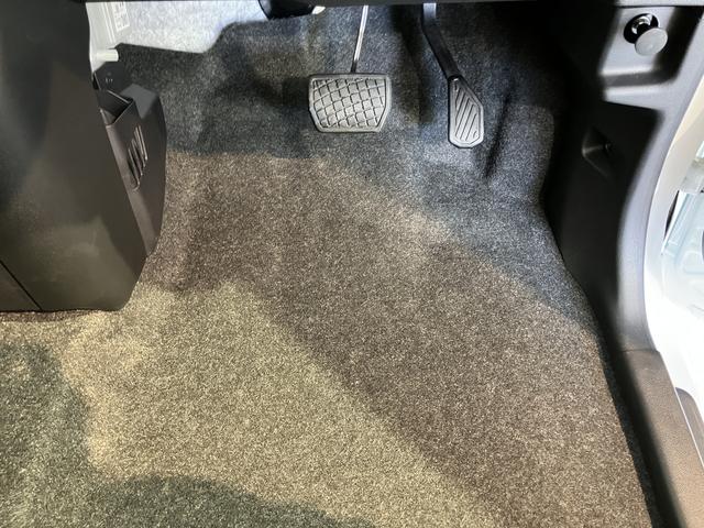 ムーヴキャンバスストライプスＧ社外ナビ　バックモニター　フルセグＴＶ　ＣＤ　ＤＶＤ　ＵＳＢ　Ｂｌｕｅｔｏｏｔｈ　両側電動スライドドア　前席シートヒーター　障害物センサー　プッシュスタート　アイドリングストップ　ＬＥＤヘッドライト（愛媛県）の中古車