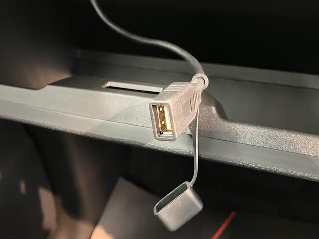 ムーヴキャンバスストライプスＧ社外ナビ　バックモニター　フルセグＴＶ　ＣＤ　ＤＶＤ　ＵＳＢ　Ｂｌｕｅｔｏｏｔｈ　両側電動スライドドア　前席シートヒーター　障害物センサー　プッシュスタート　アイドリングストップ　ＬＥＤヘッドライト（愛媛県）の中古車