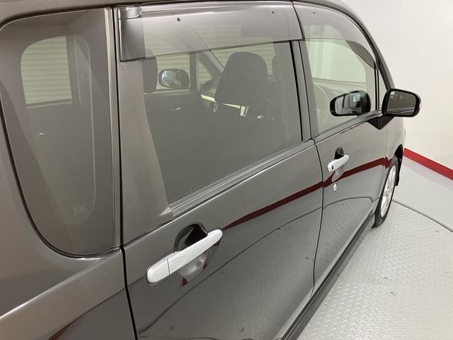 ムーヴカスタム　Ｘ　ＳＡ２ＷＤ　ＣＶＴ車　ＥＴＣ　プッシュスタート　アイドリングストップ　ベンチシート　ディスチャージヘッドライト　電動格納ドアミラー　キーフリーシステム（愛媛県）の中古車