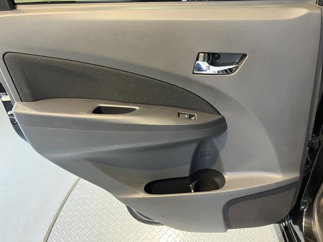 ムーヴカスタム　Ｘ　ＳＡ２ＷＤ　ＣＶＴ車　ＥＴＣ　プッシュスタート　アイドリングストップ　ベンチシート　ディスチャージヘッドライト　電動格納ドアミラー　キーフリーシステム（愛媛県）の中古車